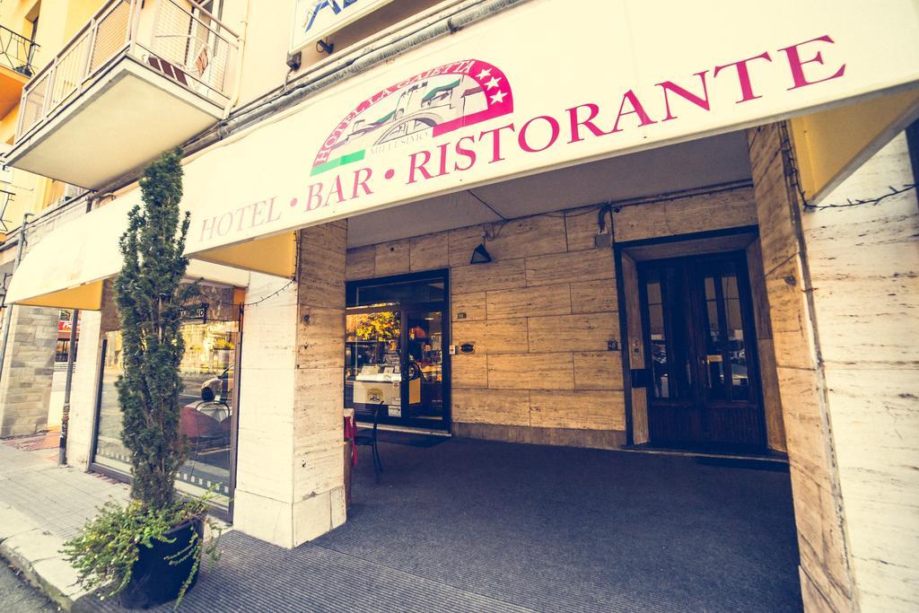 Hotel La Gaietta Millesimo Zewnętrze zdjęcie